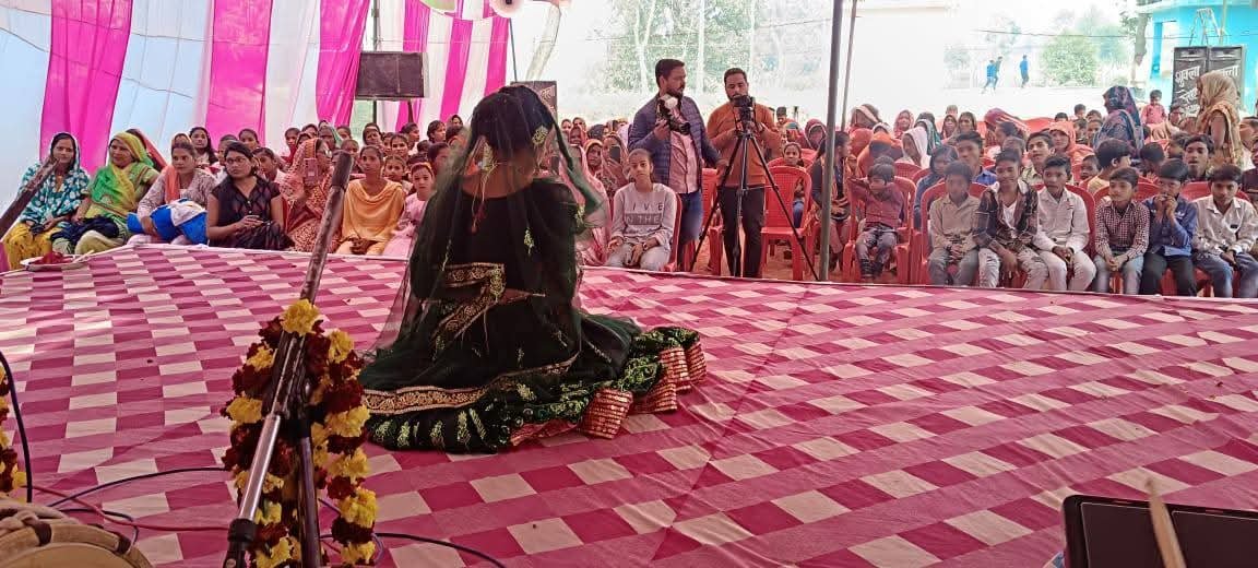 Traditional Rajasthani Folk Dance, Folk Songs and Cultural Festival — photograph 5
